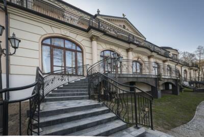Sanatorium Pałac na Wodzie w Augustowie